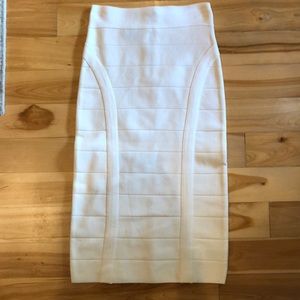 White form fitting skirt